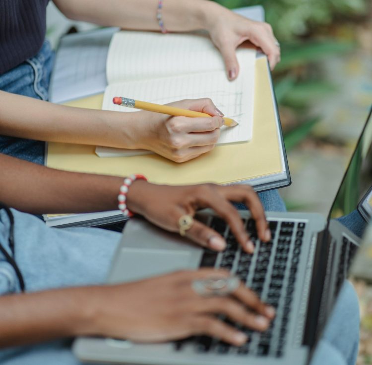 Den danske folkeskole – Digital eller analog?